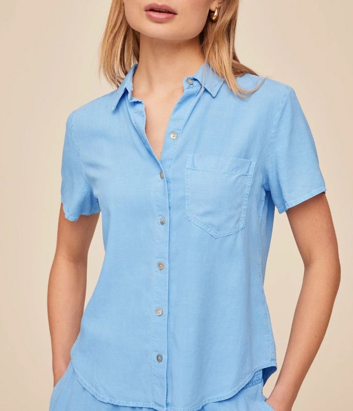 Short Sleeve Pocket Button Down in Tidal Blue