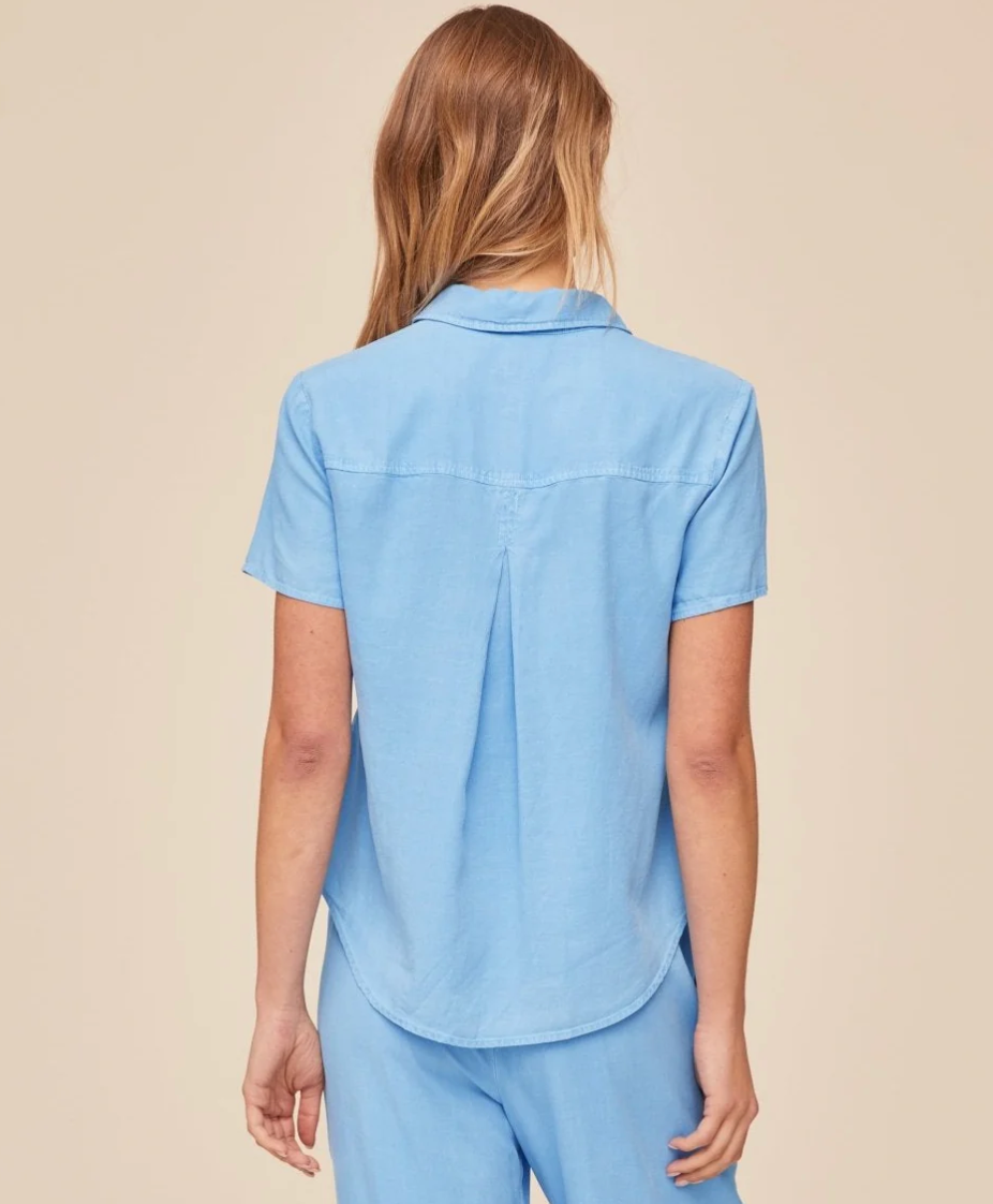 Short Sleeve Pocket Button Down in Tidal Blue