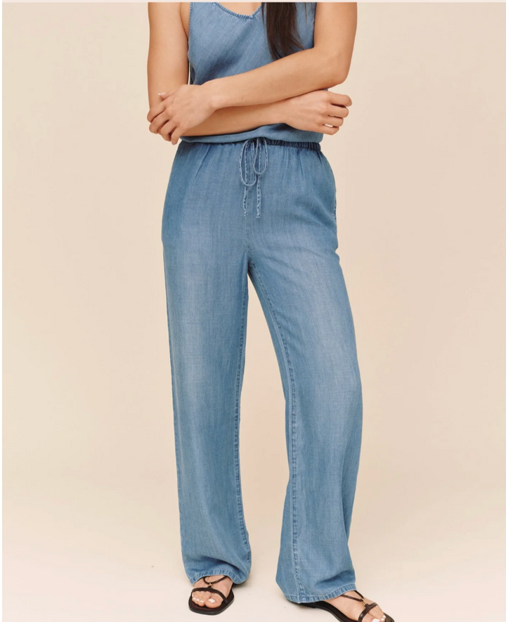 Wide Leg Drawstring Pant