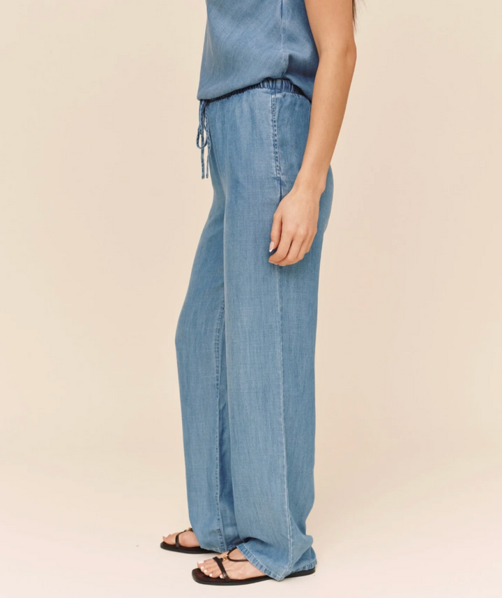 Wide Leg Drawstring Pant