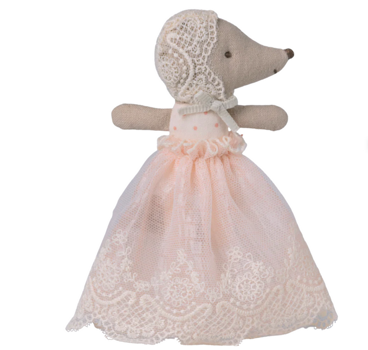 Baby Mouse in Gown in Powder