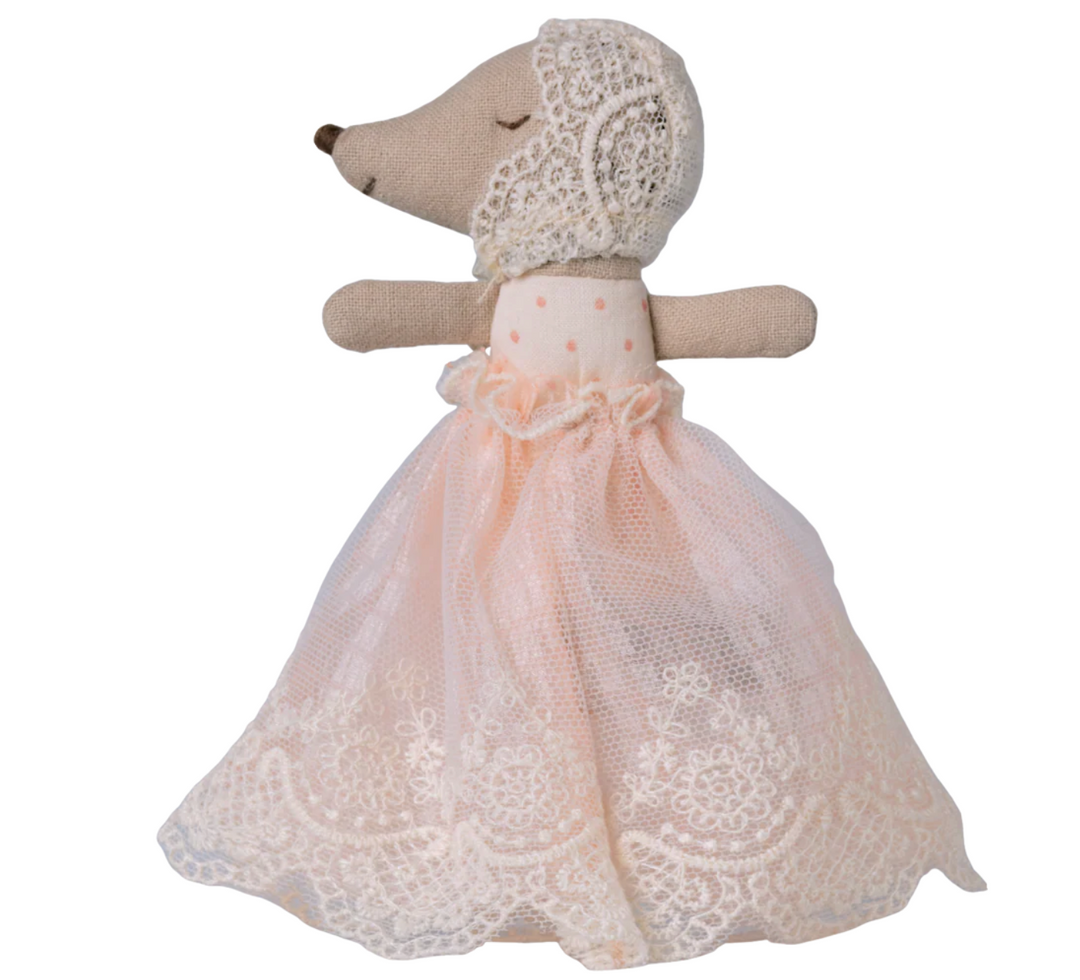 Baby Mouse in Gown in Powder