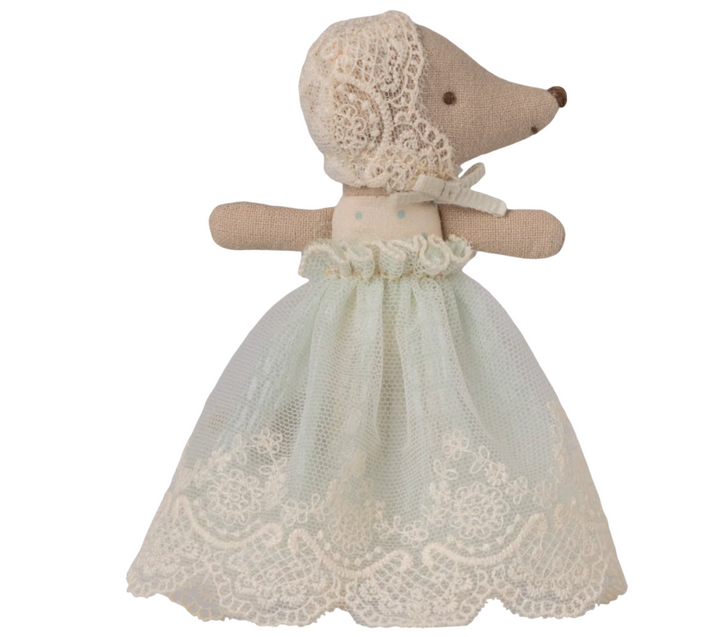 Baby Mouse in Gown in MInt