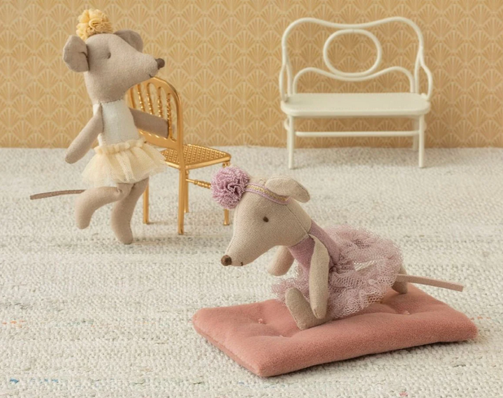 Ballerina Mouse, Little Sister in Heather
