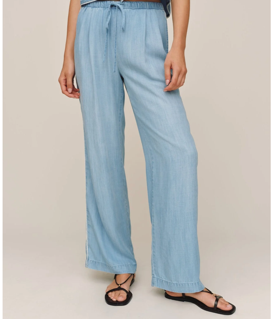 Scallop Side Seam Pant in Ombre Mist Wash