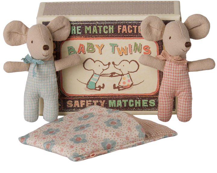 Twins, Baby Mice in Matchbox, Checker