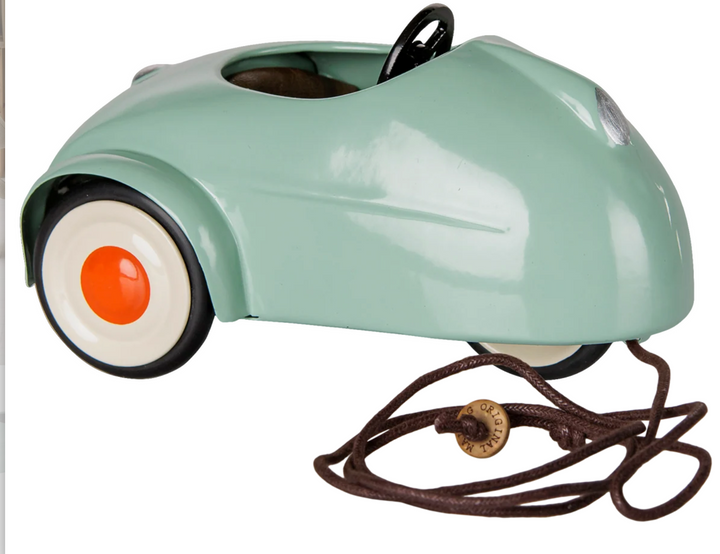 Car for Mouse in Light Mint