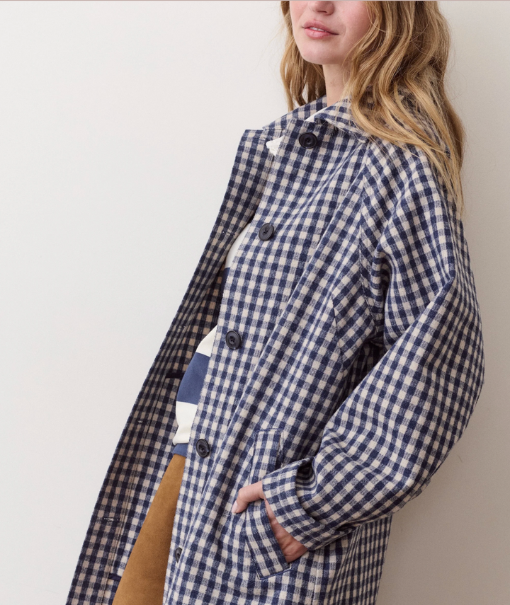 Hayes Houndstooth Trench Coat in Navy Gingham