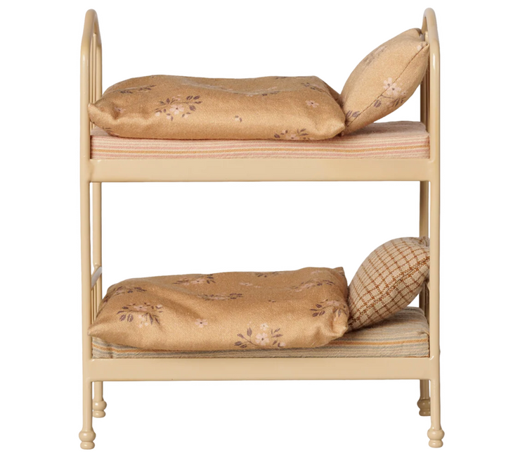 Bunk Bed, Mouse