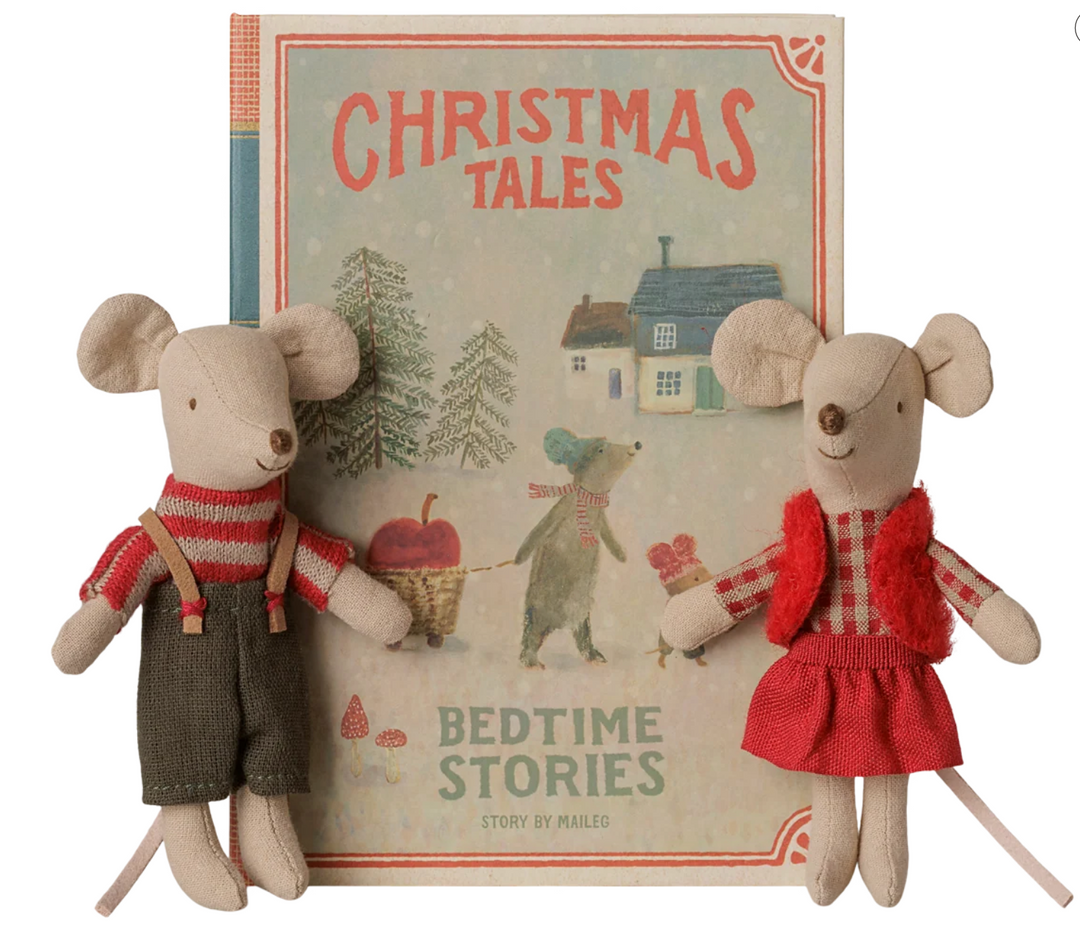 Christmas Twin Mice, Little Brother and Sister in Book