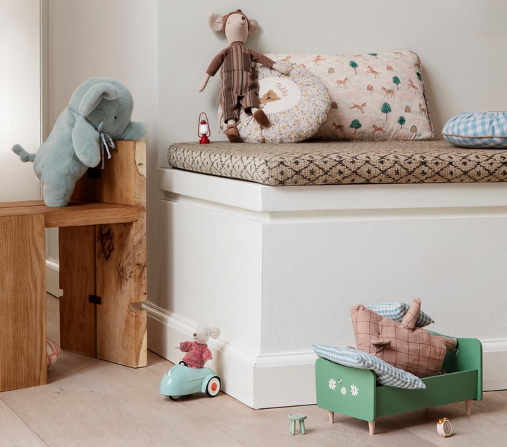 Elephant Plush, Medium, Soft Mint