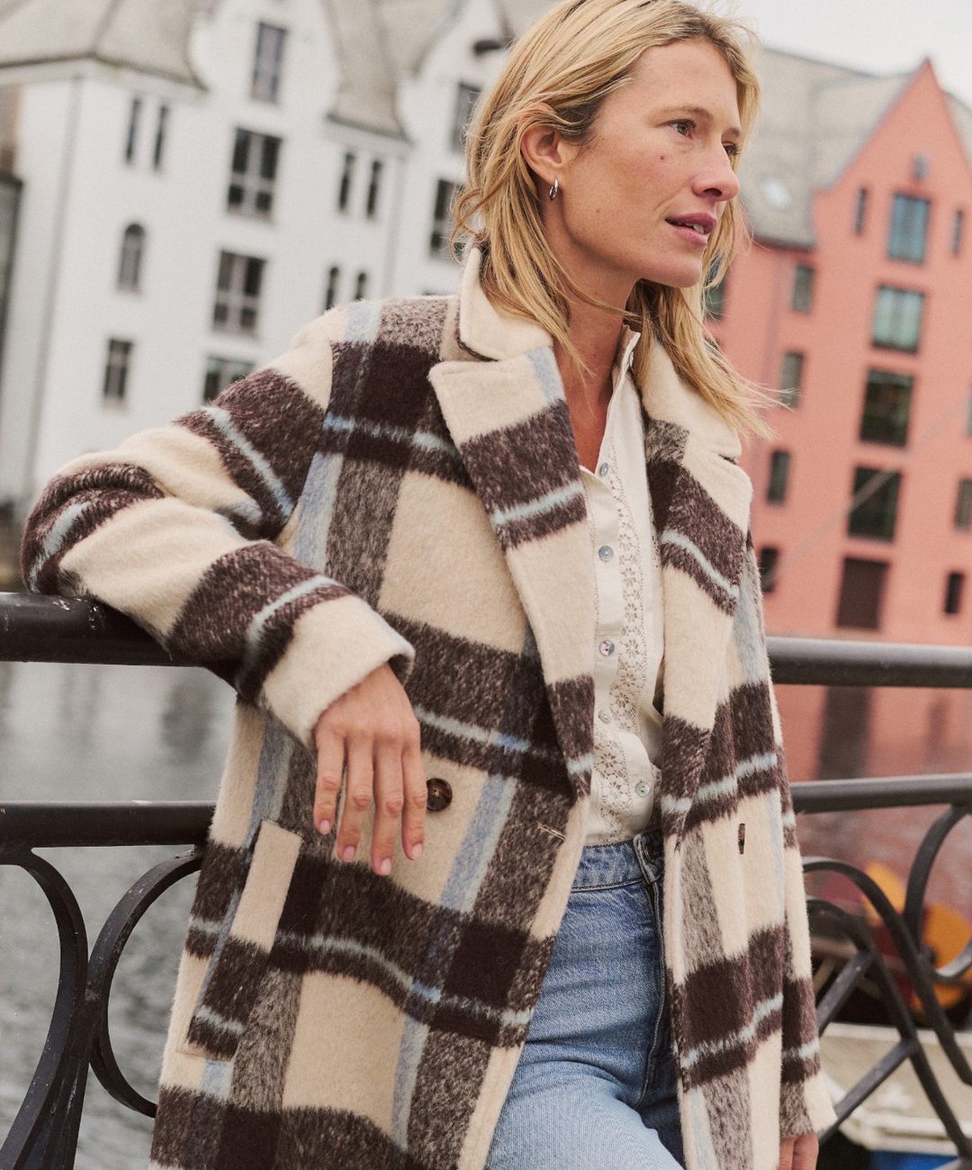 Aspen Coat in Ivory Java Plaid