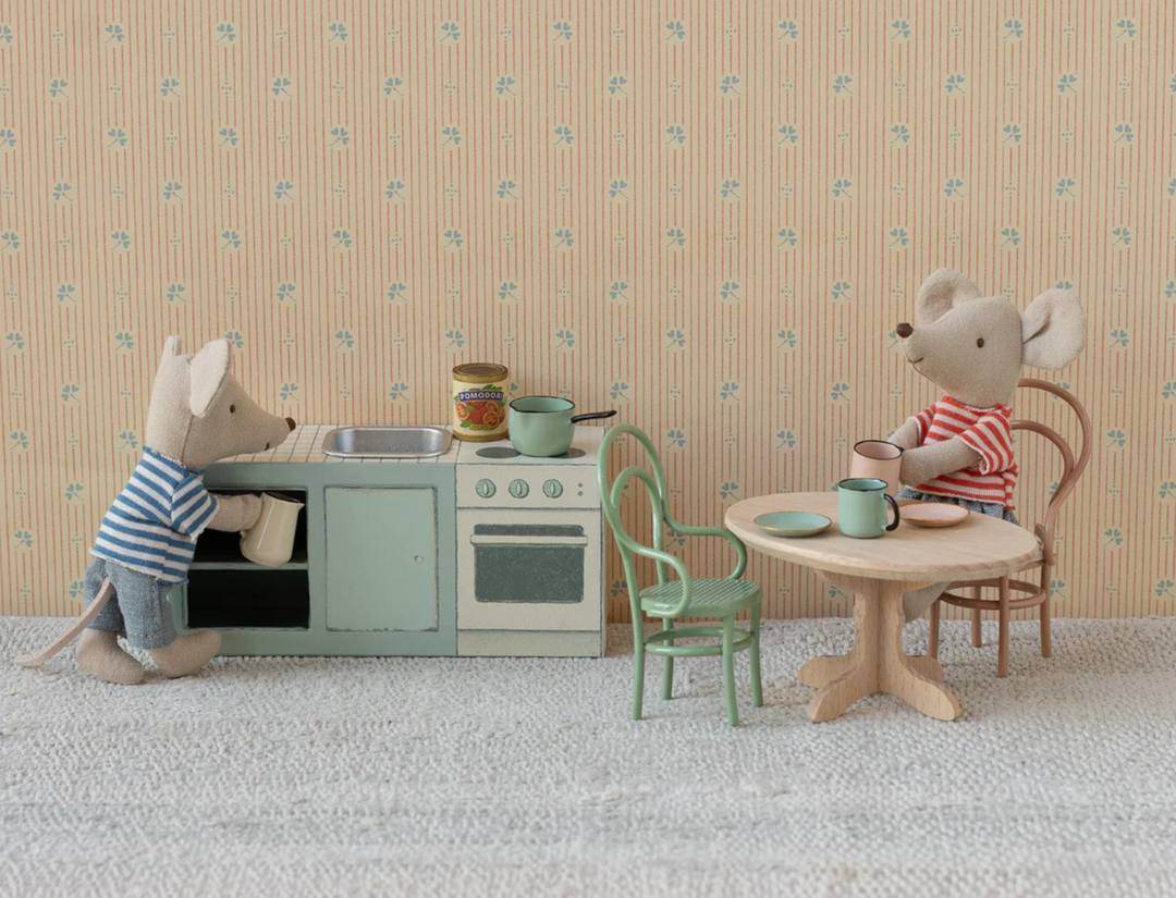 Vintage Chair, Mouse, Mint