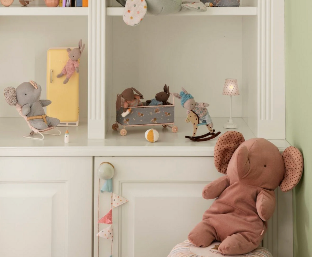 Safari Friends, Medium Elephant in Vintage Rose