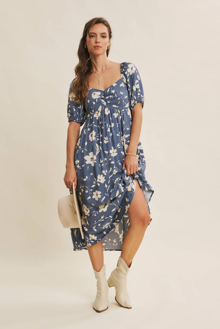 Flowy Sweetheart Neck Midi Dress With Pockets