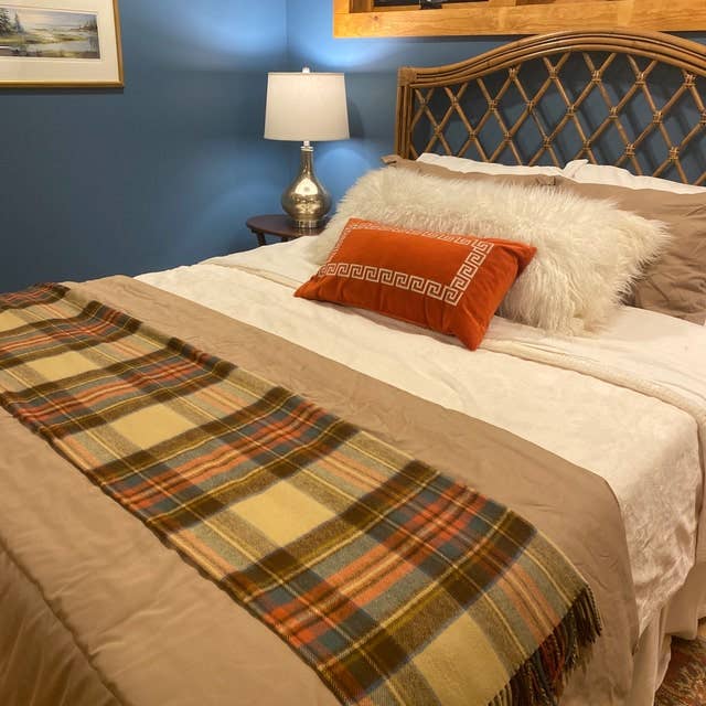 Antique Dress Stewart Lambswool Throw