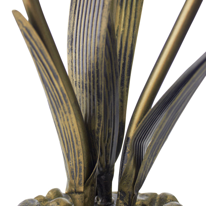 Lily Shaped Table Lamp in Amber