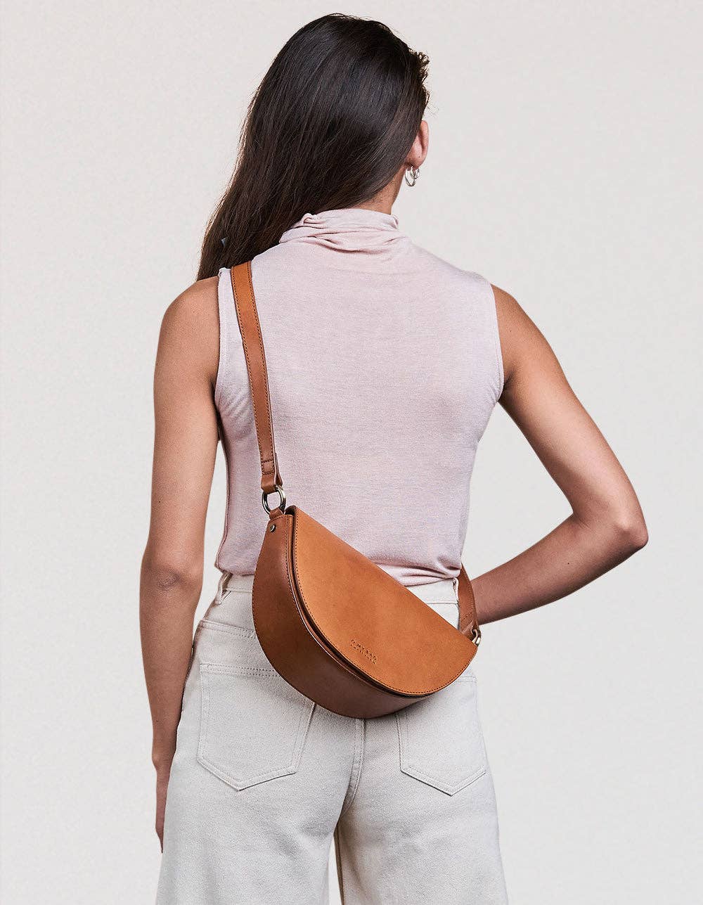 Laura, Cognac Classic Leather