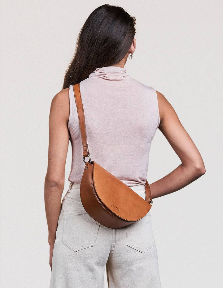 Laura, Cognac Classic Leather
