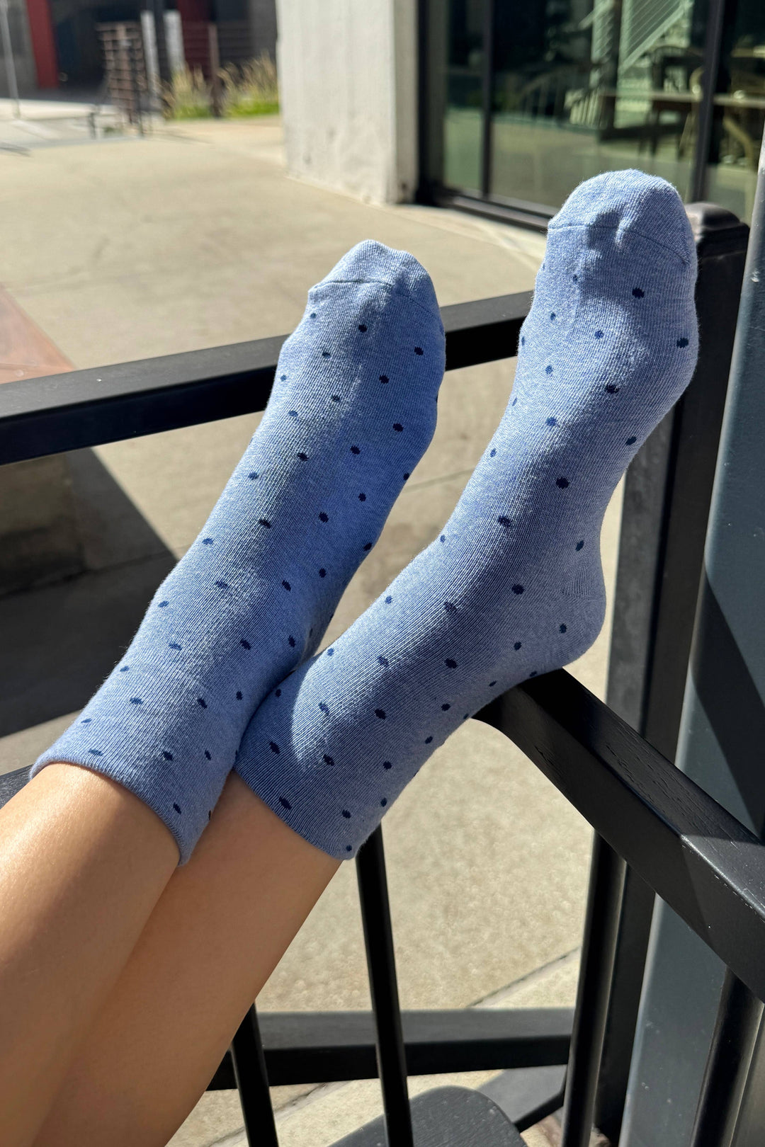 Polka Dot Sneaker Socks in Blue/Navy