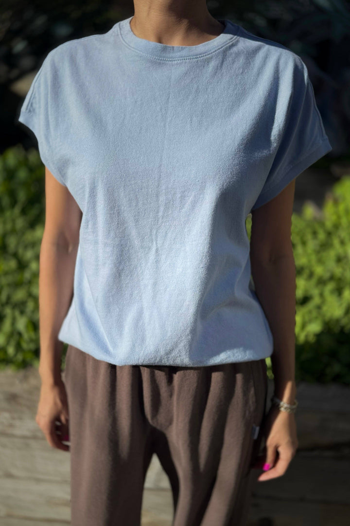 Ease Tee in Serenity