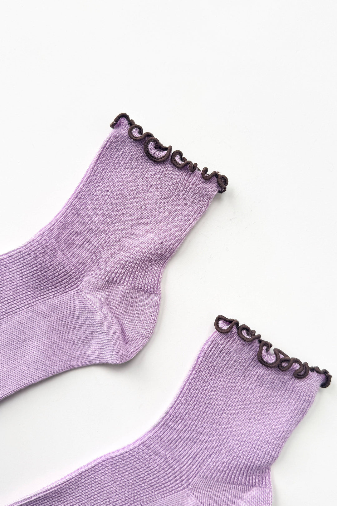 The Petite Ruffled Modal Socks in Lilac/ Brown