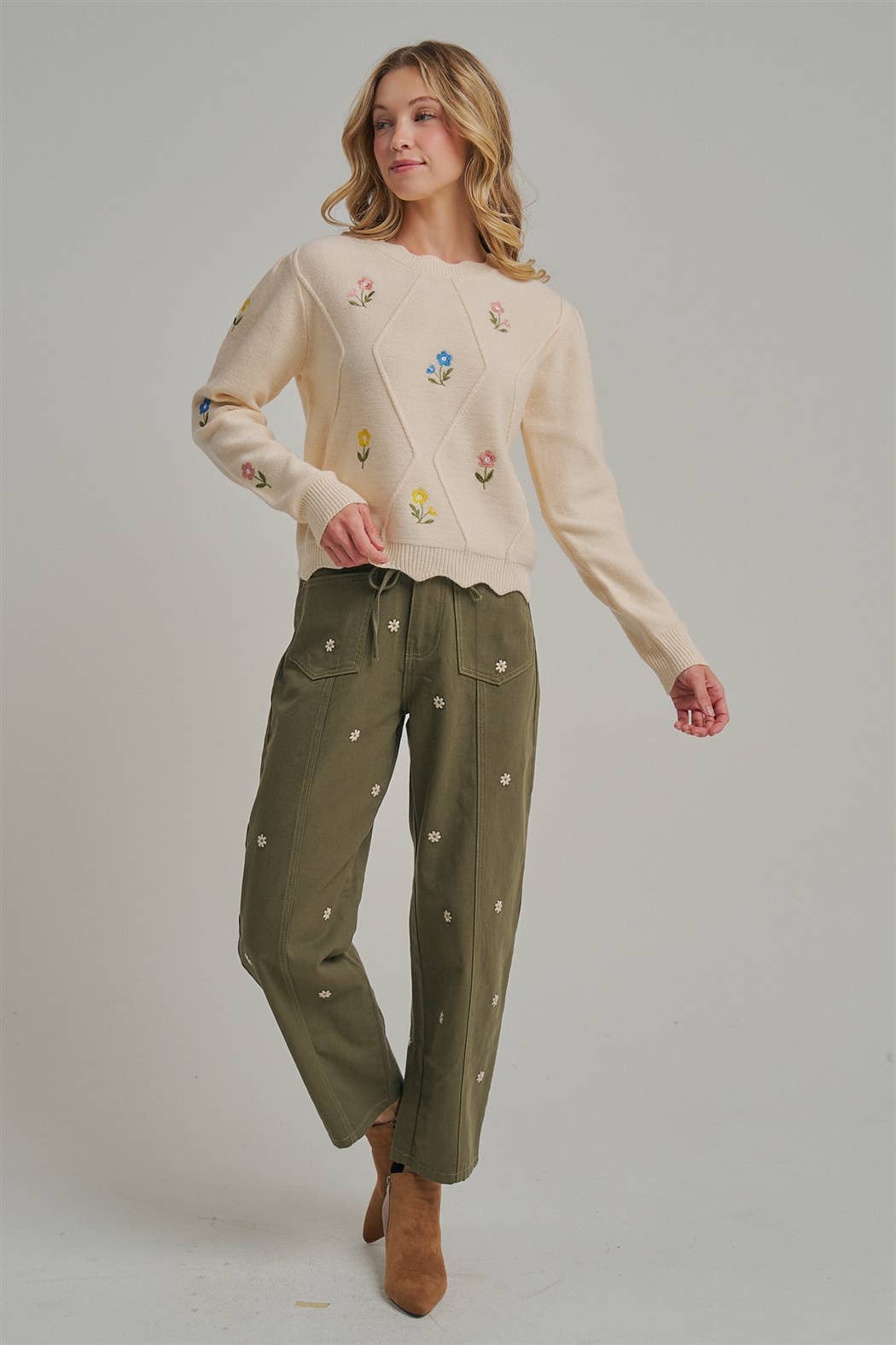 Floral Embroidered Slight Barrel Shaped Relaxed Pants