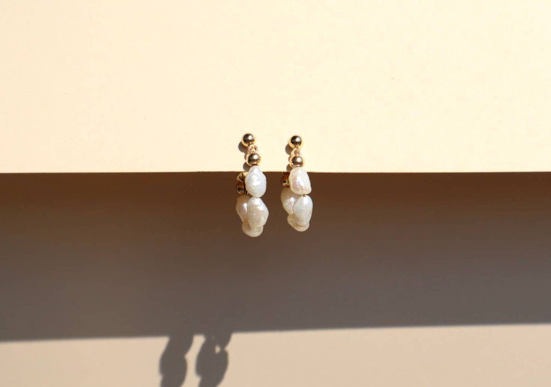 Medium Freshwater Pearl Stud Earrings