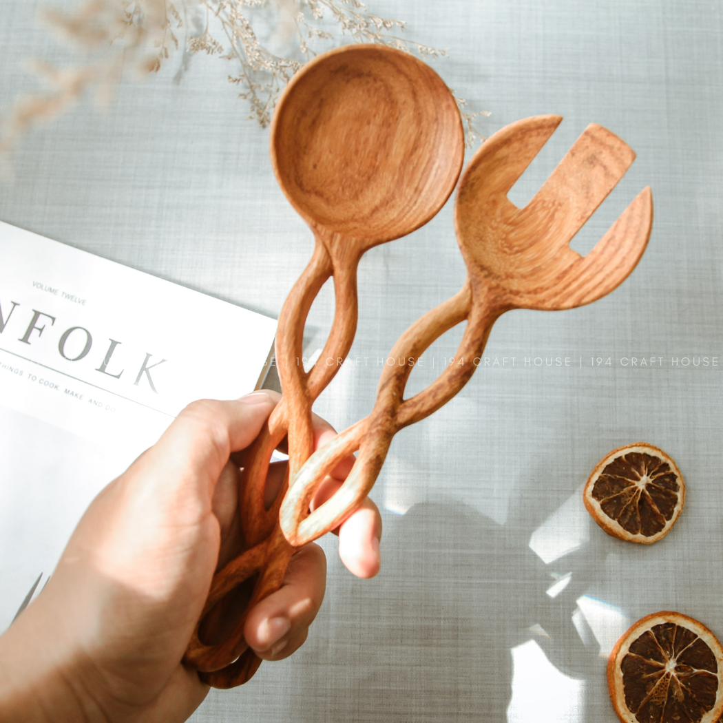 9" Twisted Handle Wooden Salad Server