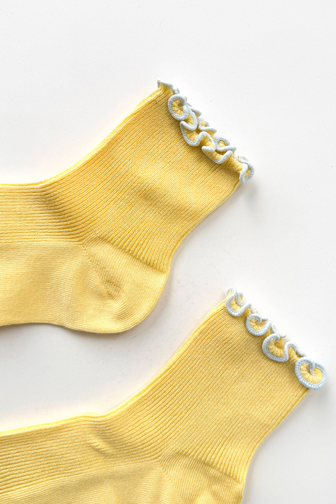 The Petite Ruffled Modal Socks in Butter/Baby Blue