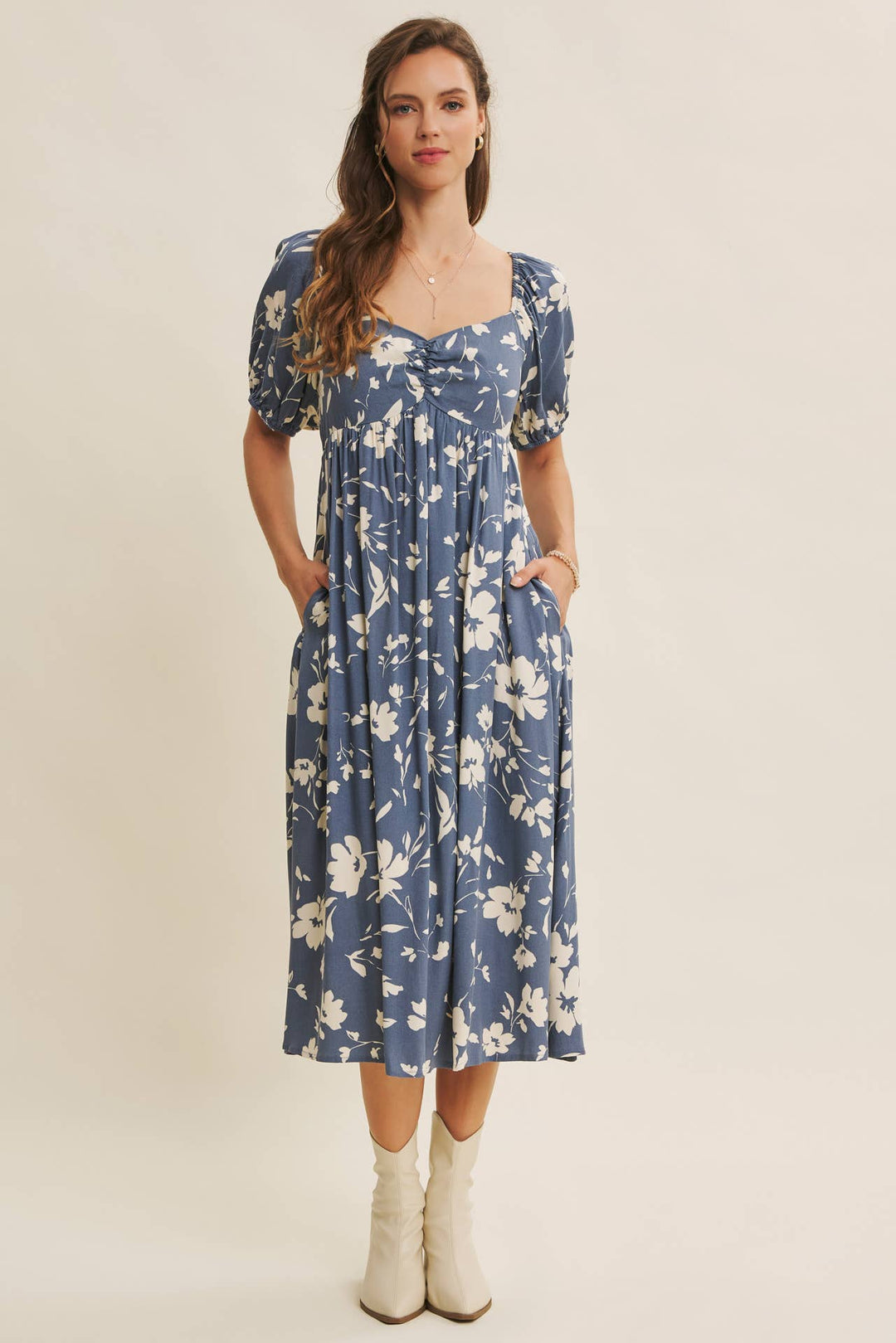 Flowy Sweetheart Neck Midi Dress With Pockets