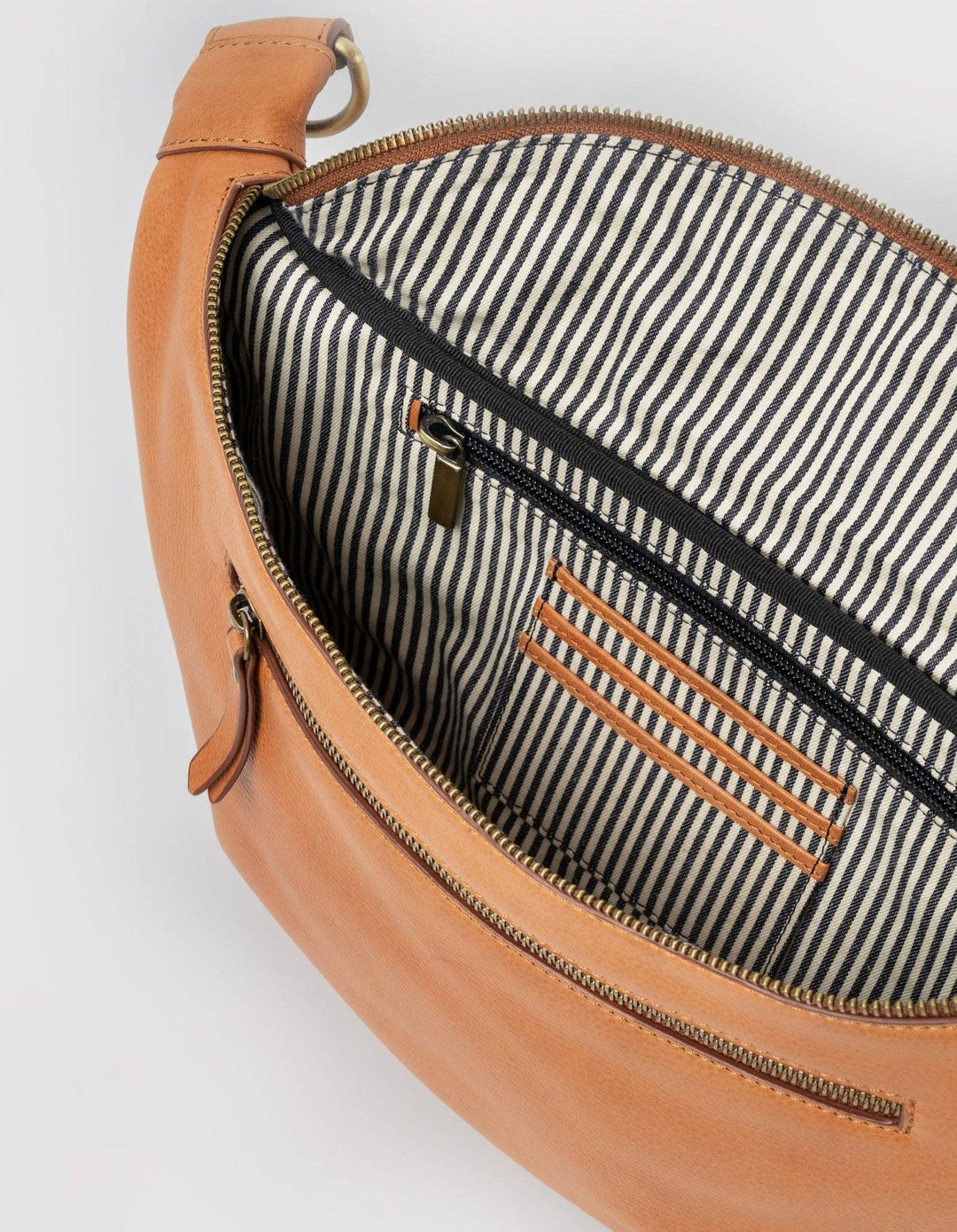 Drew Bum Bag Maxi, Wild Oak Soft Grain Leather