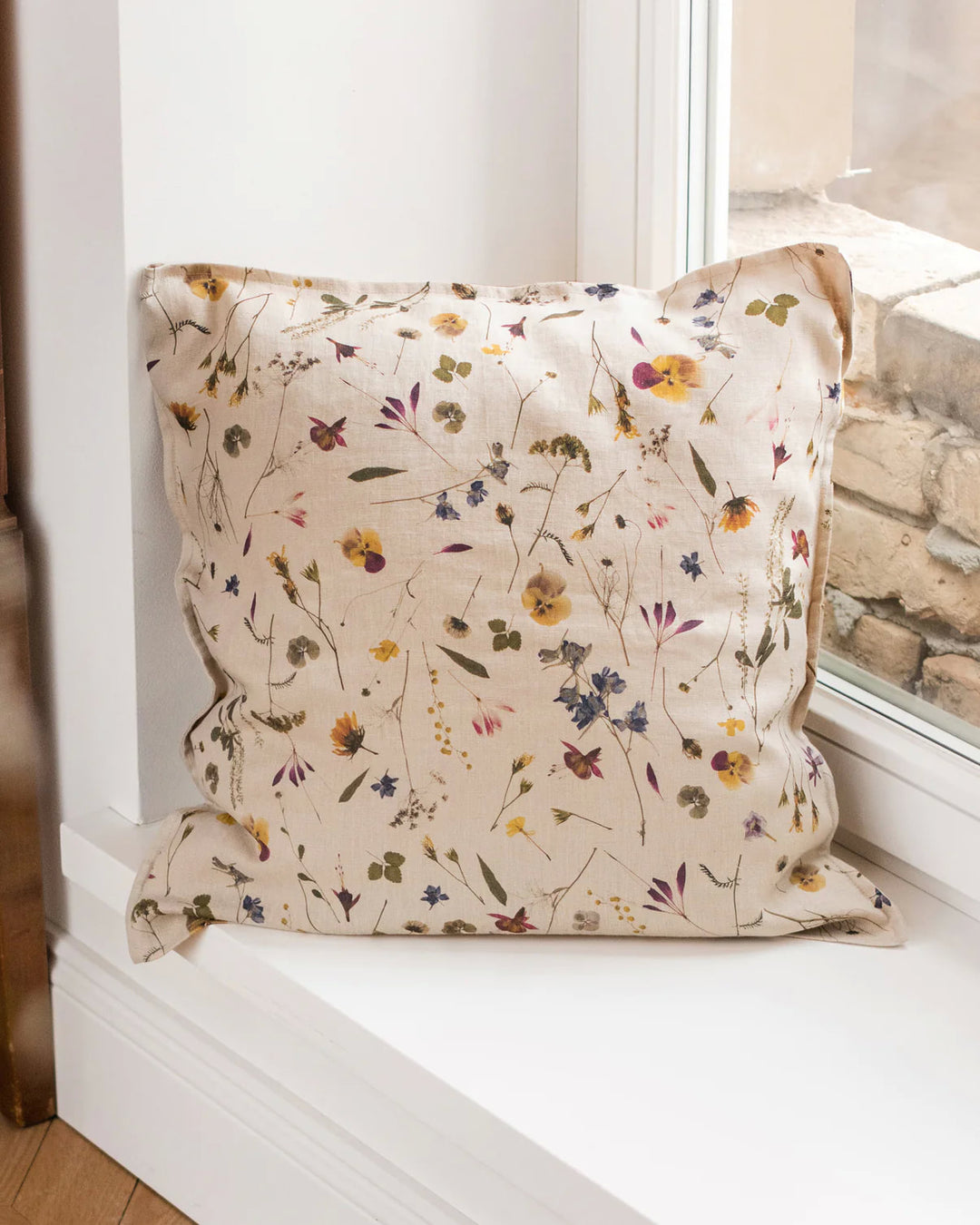 Pressed Botanical Print Pillow | Magic Linen