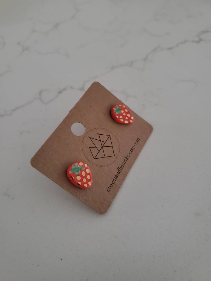 Strawberry Stud Earrings | Crown & Heart