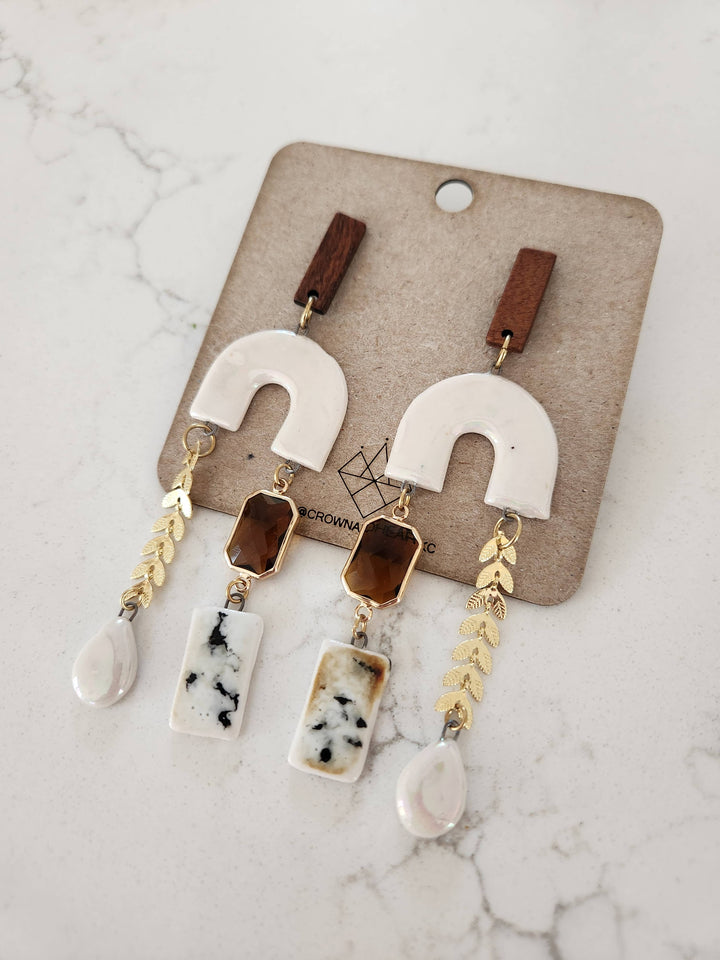 Wood & Pearl Leaf Chain Arch Earrings | Crown & Heart